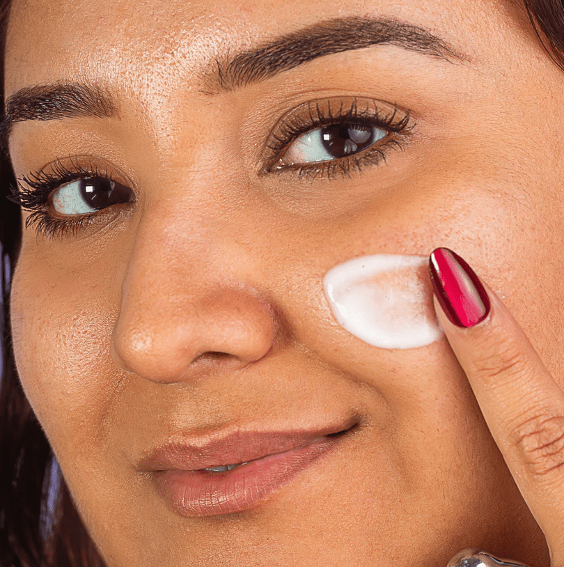 Glamour Us_Italia Deluxe_Makeup_Blurr. Smooth & Bond Primer__098BSB The best affordable Latina and Mexican makeup, beauty and cosmetics supply store in Chula Vista, San Diego