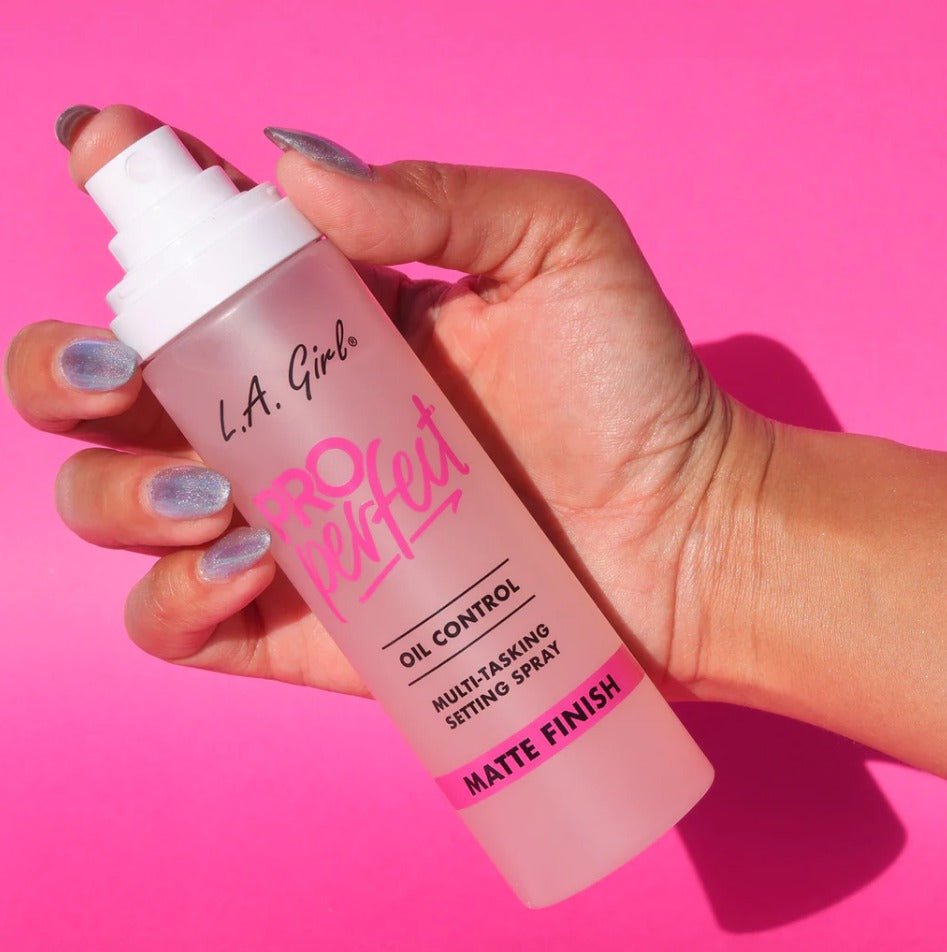 Glamour Us_L.A. Girl_Makeup_PRO Perfect Long - Wear Setting Spray Oil Control__GFS200 The best affordable Latina and Mexican makeup, beauty and cosmetics supply store in Chula Vista, San Diego