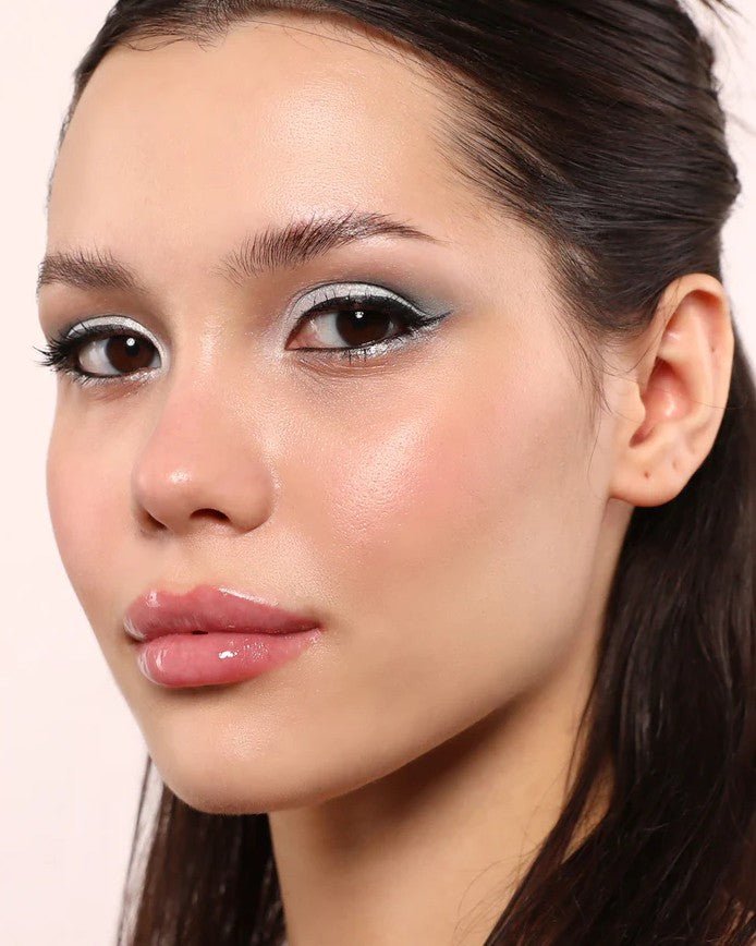 Glamour Us_Moira_Makeup_Maxi Pout Lip Gloss_Call Me Back_MPLG009 Latina makeup, beauty and skincare supply store Mexican makeup products