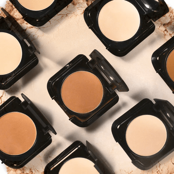 Glamour Us_Palladio_Makeup_Dual Wet And Dry Powder Foundation_Laurel Nude_WD400 The best affordable Latina and Mexican makeup, beauty and cosmetics supply store in Chula Vista, San Diego