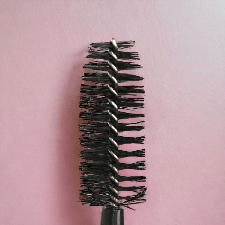 Glamour Us_Prosa_Makeup_Maxi - Volume - Black 4 en 1 Eyelash Mascara__4EN1 - AMAXVOL The best affordable Latina and Mexican makeup, beauty and cosmetics supply store in Chula Vista, San Diego