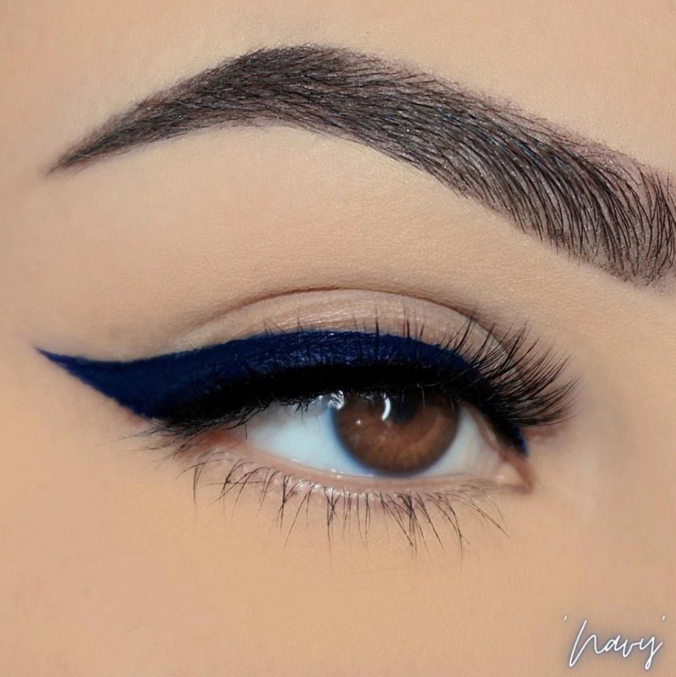 Glamour Us_L.A. Colors_Makeup_Mark & Line Felt Tip Liquid Eyeliner_Navy_CLE824 The best affordable Latina and Mexican makeup, beauty and cosmetics supply store in Chula Vista, San Diego
