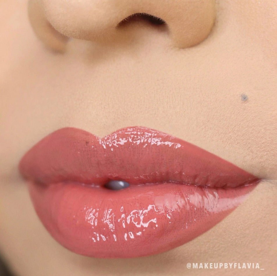 Glamour Us_Moira_Makeup_Luminizer Lip Gloss_Beloved_LLG017 The best affordable Latina and Mexican makeup, beauty and cosmetics supply store in Chula Vista, San Diego