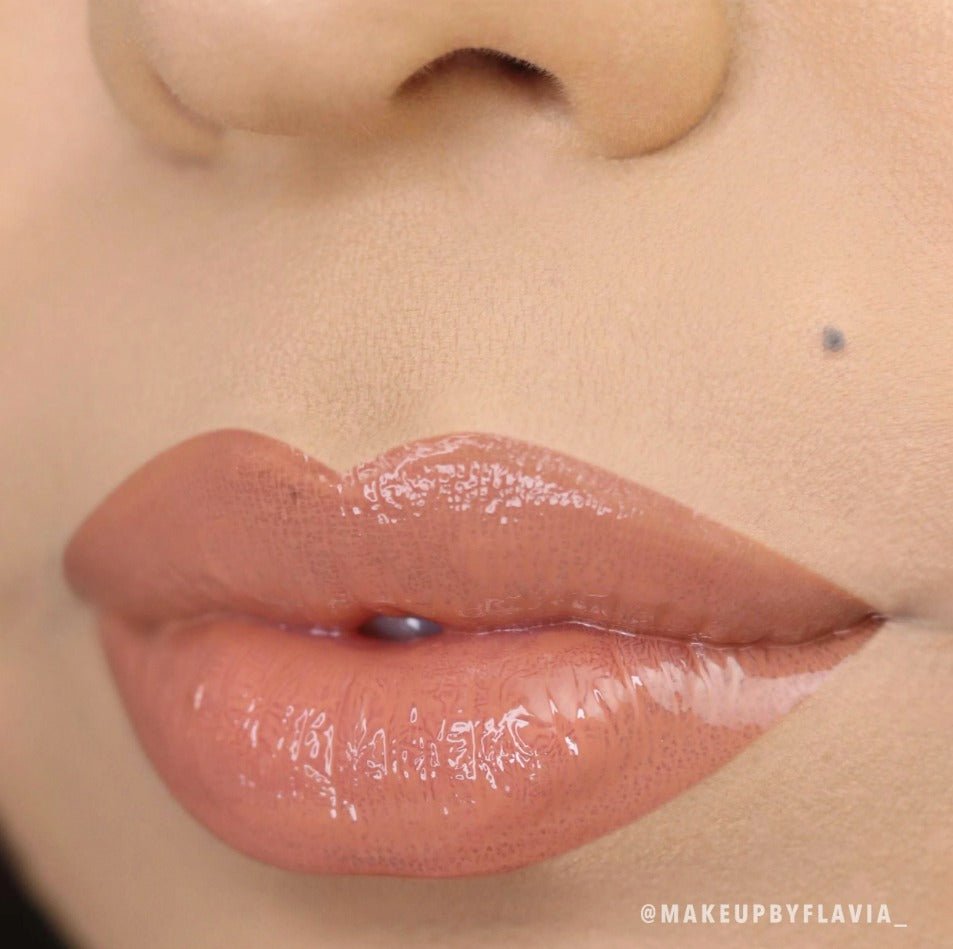 Glamour Us_Moira_Makeup_Luminizer Lip Gloss_Next To You_LLG007 The best affordable Latina and Mexican makeup, beauty and cosmetics supply store in Chula Vista, San Diego