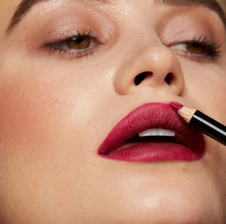 Glamour Us_NYX_Makeup_Slim Lip Liner Pencil_Auburn_SPL801 Latina makeup, beauty and skincare supply store Mexican makeup products