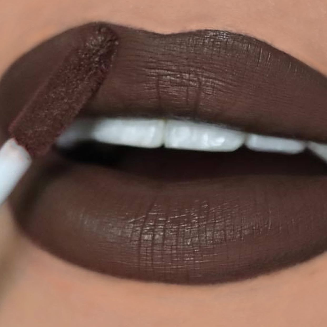 Glamour Us_Beauty Creations_Makeup_Seal the Deal Liquid Lipstick_SO IDEAL_BCLP - 24 Latina makeup, beauty and skincare supply store Mexican makeup products