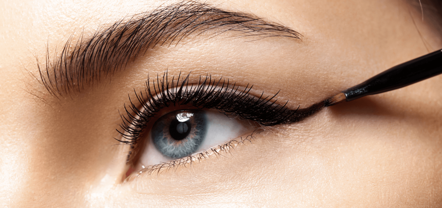 Eyeliner | Glamour Us