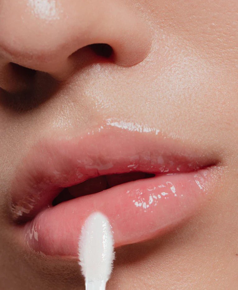 Glamour Us_Absolute New York_Makeup_Lip Plump High - Shine Gloss Lip Plumper_Clear_ABNY-MLPG01 The best affordable Latina and Mexican makeup, beauty and cosmetics supply store in Chula Vista, San Diego