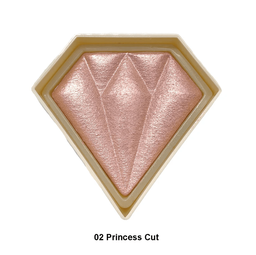 Glamour Us_Italia Deluxe_Makeup_Diamond Glow Highlighter_Princess Cut_135 - 02