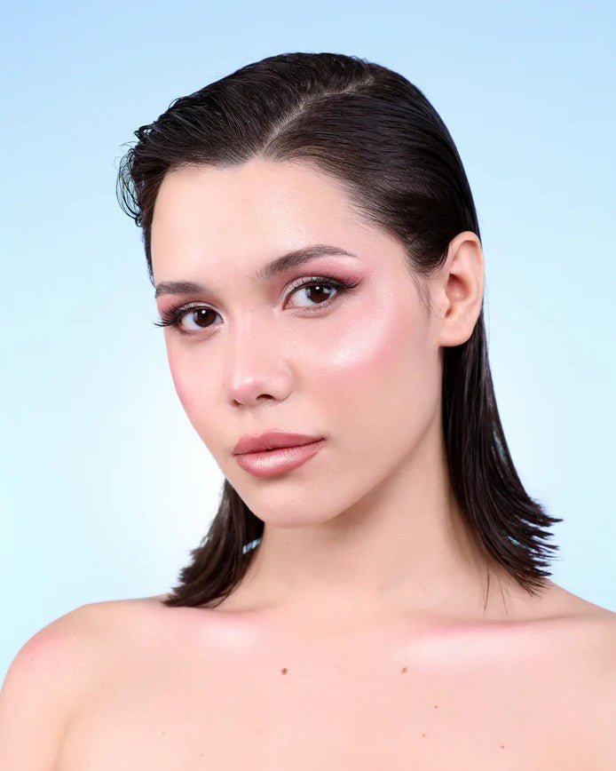 Glamour Us_Moira_Makeup_Icy Glow Jelly Stick Highlighter_Candy Cloud_IJS001 The best affordable Latina and Mexican makeup, beauty and cosmetics supply store in Chula Vista, San Diego