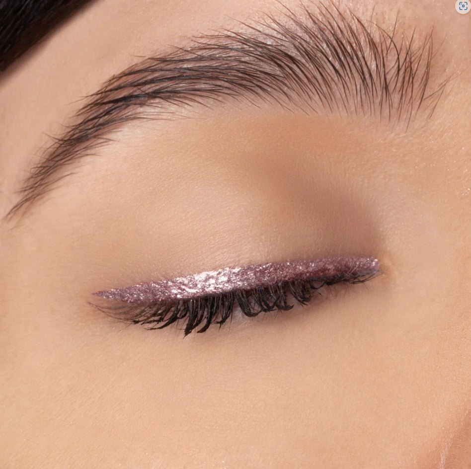 Glamour Us_Beauty Creations_Makeup_Glitterally Perfect - Glitter Eyeliner_Divine_BCGP - 04 The best affordable Latina and Mexican makeup, beauty and cosmetics supply store in Chula Vista, San Diego