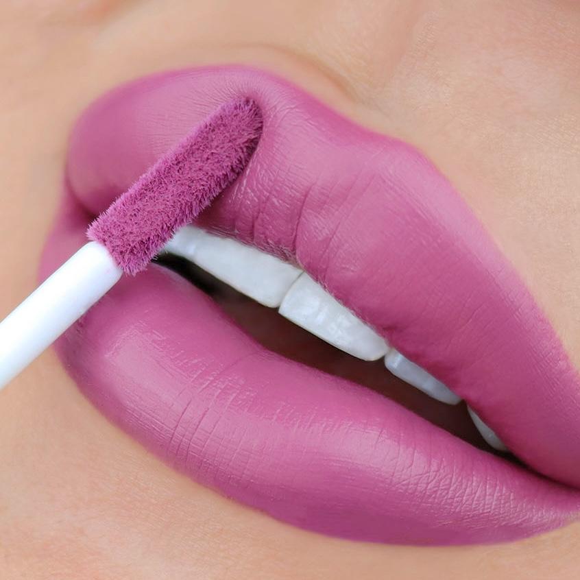Glamour Us_Beauty Creations_Makeup_Seal the Deal Liquid Lipstick_IT&