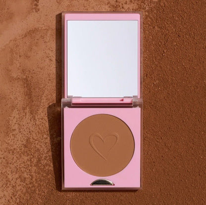 Glamour Us_Beauty Creations_Makeup_Sunless and Sunkissed Perfecting Bronzer Matte_Mojave Desert_BR02