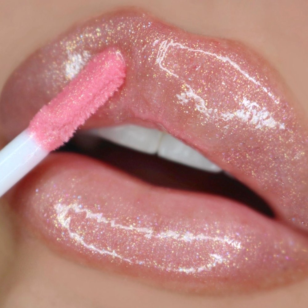 Glamour Us_Beauty Creations_Makeup_Ultra Dazzle Lipgloss_Berry Dazzle_BCLG04 Latina makeup, beauty and skincare supply store Mexican makeup products
