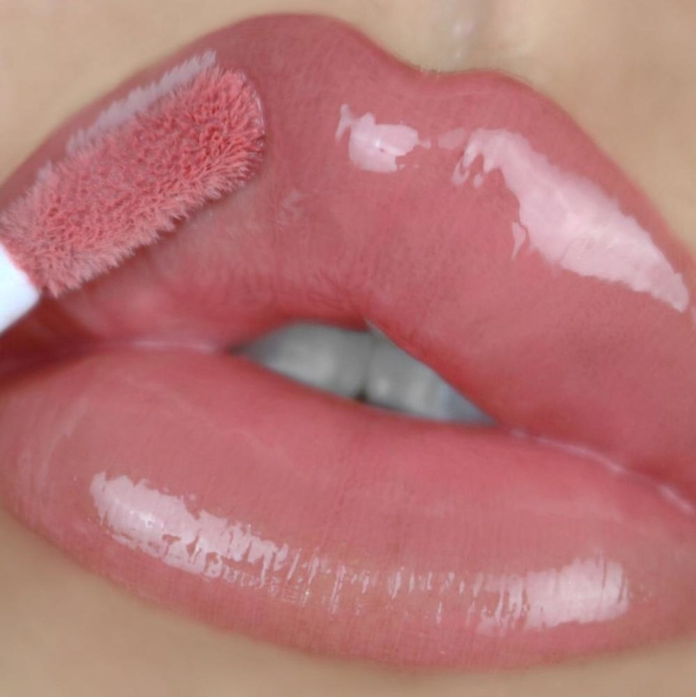 Glamour Us_Beauty Creations_Makeup_Ultra Dazzle Lipgloss_Fairytale_BCLG16