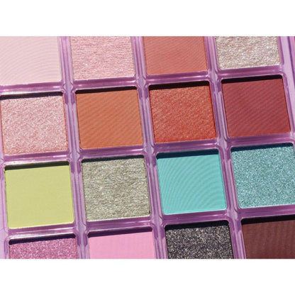 Glamour Us_L.A. Girl_Makeup_Glow Envy Eyeshadow Palette__GES450