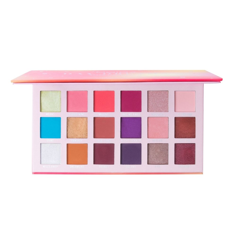 Glamour Us_Moira_Makeup_Daydreams Dream Series Eyeshadow Palette__DSP003