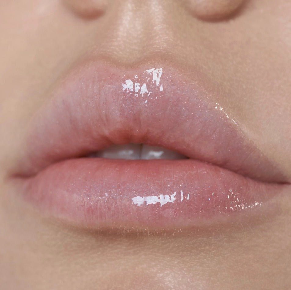 Glamour Us_Moira_Makeup_Glow Getter Hydrating Lip Oil_Sky Blue_GLO001 The best affordable Latina and Mexican makeup, beauty and cosmetics supply store in Chula Vista, San Diego