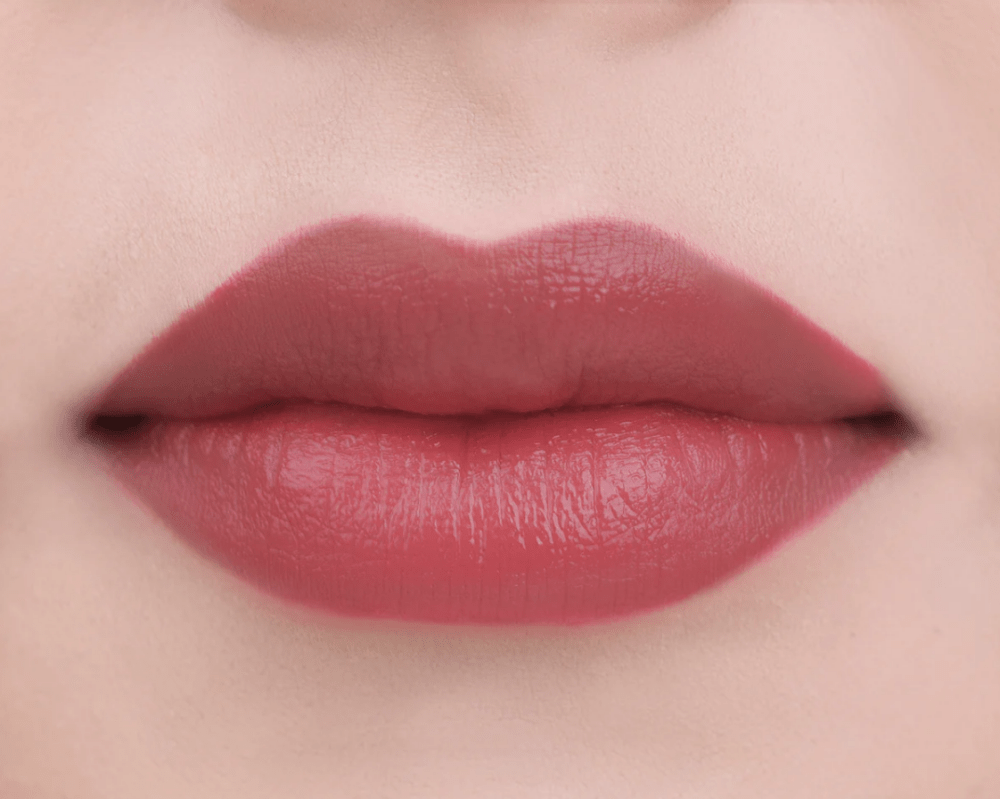 Glamour Us_Moira_Makeup_Lip Crush Liquid Lipstick_Butterflies_LCQ003