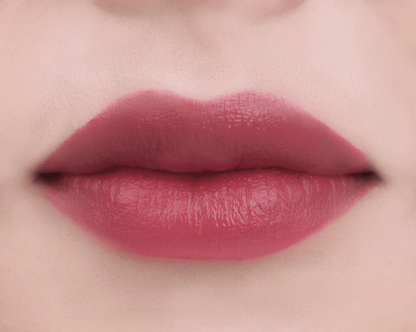 Glamour Us_Moira_Makeup_Lip Crush Liquid Lipstick_Flirt_LCQ005