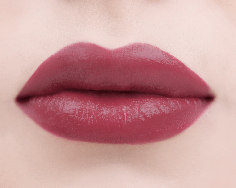 Glamour Us_Moira_Makeup_Lip Crush Liquid Lipstick_Kiss_LCQ002