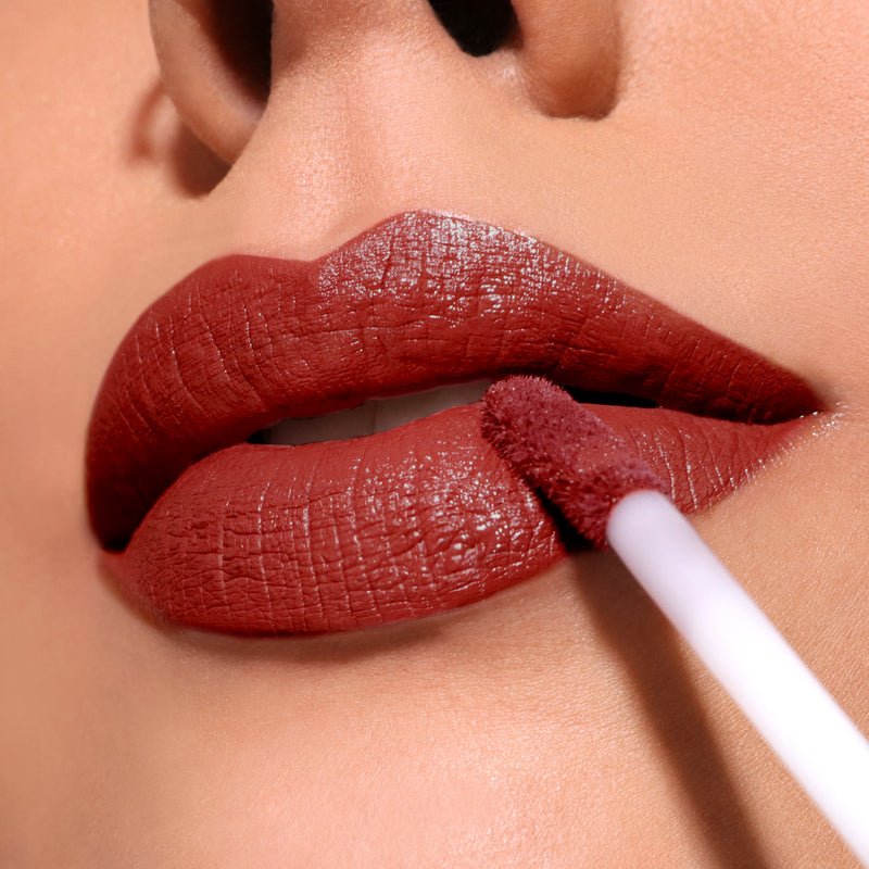 Glamour Us_Moira_Makeup_Lip Divine Waterproof Liquid Lipstick_Nude_LDV001 Latina makeup, beauty and skincare supply store Mexican makeup products