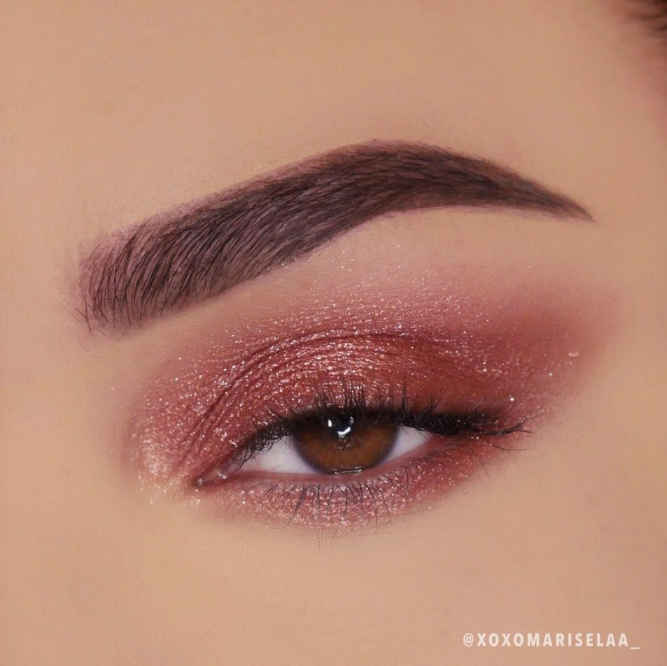 Glamour Us_Moira_Makeup_Starshow Shadow Pot_Fantasy_SSD006 The best affordable Latina and Mexican makeup, beauty and cosmetics supply store in Chula Vista, San Diego