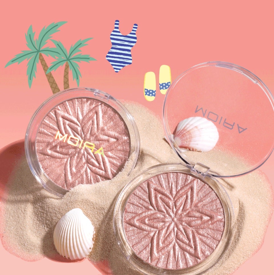 Glamour Us_Moira_Makeup_Sun Glow Face &amp; Body Highlighter_Rose Petals_SGH002 The best affordable Latina and Mexican makeup, beauty and cosmetics supply store in Chula Vista, San Diego